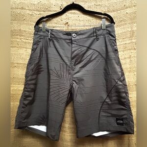 Pipeline Gray Patterned Men's Shorts. Used